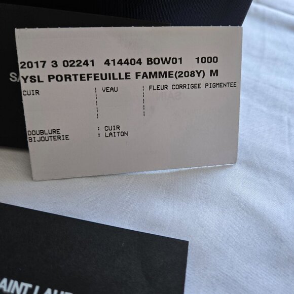 YSL Wallet - Picture 6 of 9